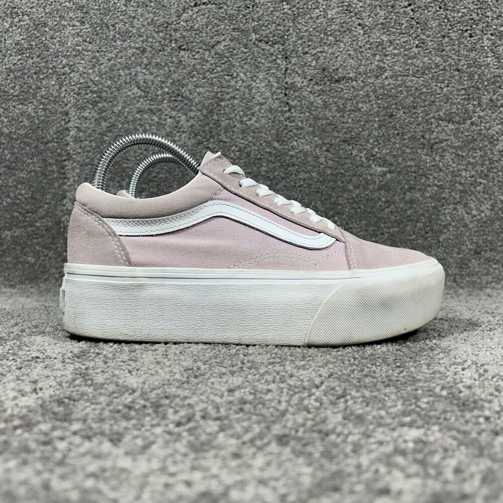 VANS Old Skool Women’s Size 7.5 Pink Suede Canvas Casual Lace Up Shoes Used